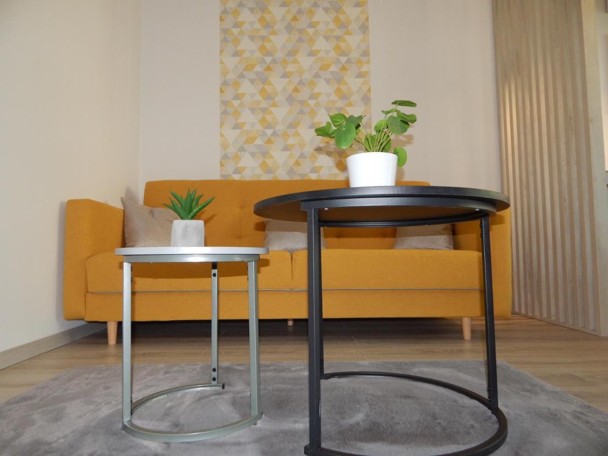 Pisztácia 2020 Apartman Kazincbarcika Exterior foto